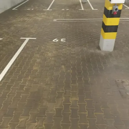 W Pelni Wyposazony Apartament Z Dwoma Ogrodkami I Miejscem Postojowym Dla Elektryka. *